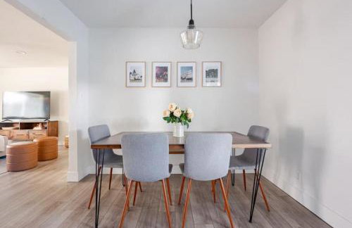 Remodeled 4BR 2BA Steps from Georgetown Square - Foto 32