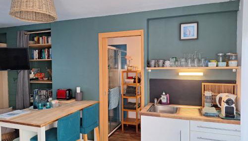 Roulotte Gîtes O bien-être massage Spa Séjour bien-être en hébergement insolite roulotte Karantez ou en gîtes Melon ou Yock à 800 m des plages - Foto 2, toaster