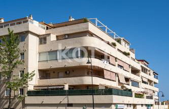 Terraza y Piscina - Koti Rentals - Ático Margarita - Foto 41