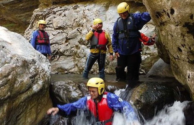 River Trekking in Chapada dos Veadeiros - Photo 4