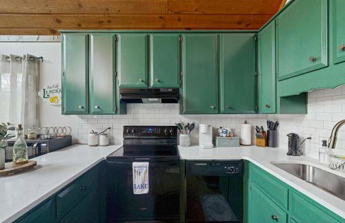 Lakefront Eatonton Haven with Dock Bring Your Boat! - Foto 18