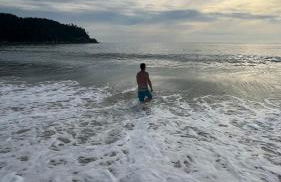 Casa em Itapema pé na areia, de frente ao mar - Foto 15