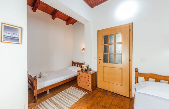 Guesthouse 'hapa të Lehtë' - Room 1 - Pro Bono - Photo 2