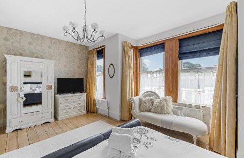 Sleeps 7 Large 4 Bed Town House for Contractors & Families & Friends in Great Central Location - Foto 34