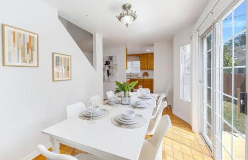 Spacious Culver City 4BR - Half Block from Amazon - Foto 9