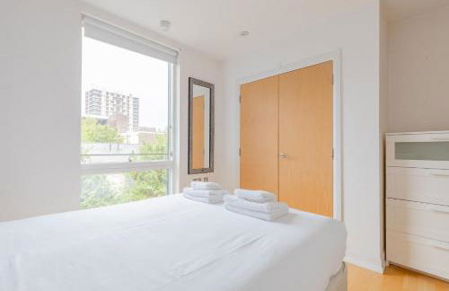 3BD Canalside Flat in De Beauvoir Town - Foto 44