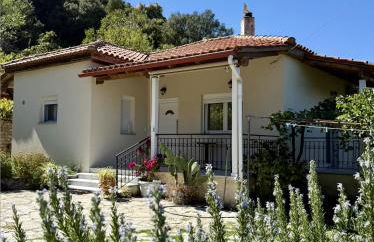 Villa Lazaros - Foto 1