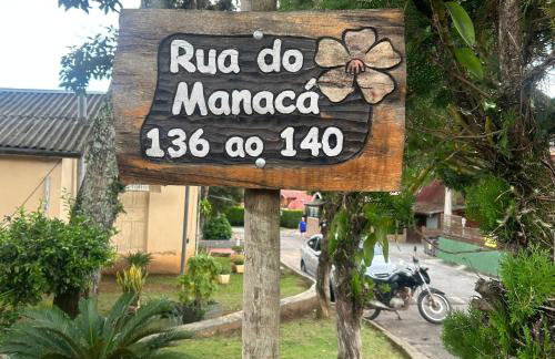 Chalé com PISCINA Privativa, com 2 QUARTOS, ESTACIONAMENTO em Condomínio com PORTARIA 24h, Sauna, Quadras, 3 PISCINAS no condomínio, Pesca e Parquinho Infantil - SmarTV na sala de estar, TV na área CHURRASQUEIRA, Wi-Fi e Cozinha Completa - Foto 41