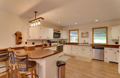 2 Mi to Elk Mountain Poconos Escape on 11 Acres! - Foto 9