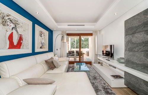 Bahia de la Plata de Estepona Spain Boutique Appartment - Photo 1