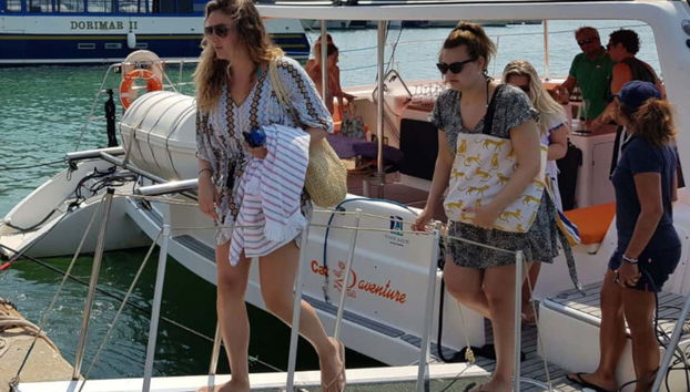 Embarquez à bord d'un catamaran