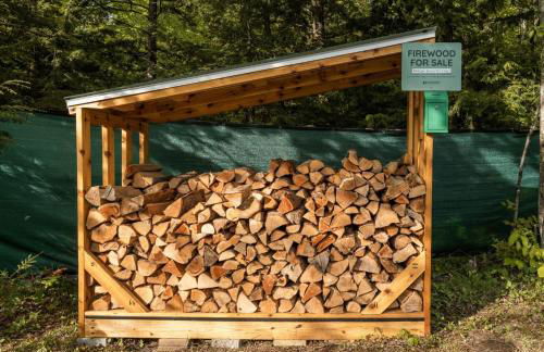 Fox Den Tiny House w/hot tub 1min to Smuggs - Foto 25