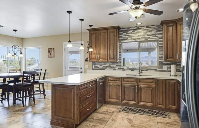 Fountain Hiils 4 Bdrm W/breathtaking Views & Pool! - Foto 11