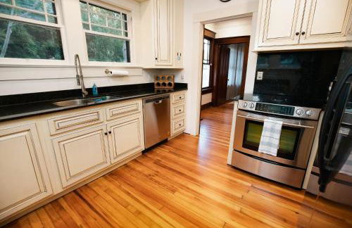 Gulf Coast Craftsman - Cozy, Charming & Central! - Foto 24