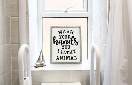 The Hot Tub Townhouse by Holiday Heim - Photo 59