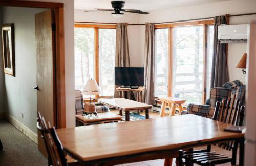 TC Lake Stay-Pontoon & SUP Rentals-King Room! - Foto 16