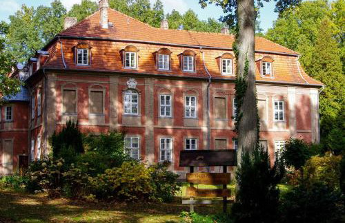 The hills at river - Foto 44