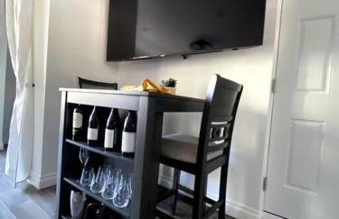 Sunrize Destinations - Newly renovated Mesa Studio - Photo 5