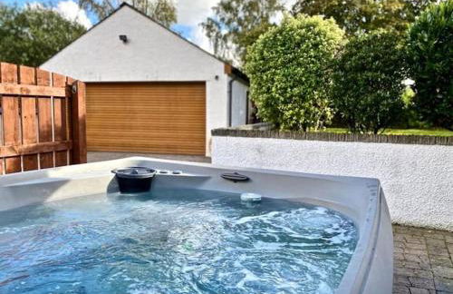 Riverside Cottage 6 guests 4 adults max hot tub - Foto 58