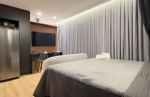 Studio moderno com cama Queen e piscina perto da Oktoberfest! - Foto 2