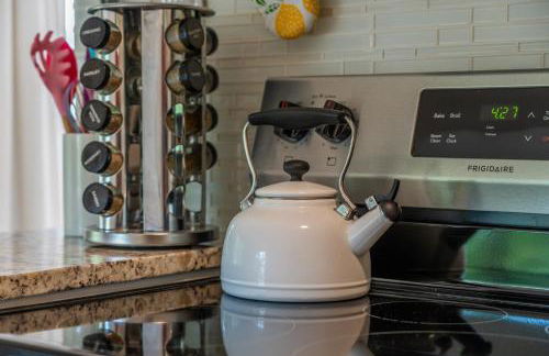 Spring Bungalow - A cozy getaway in downtown Hot Springs! - Foto 30