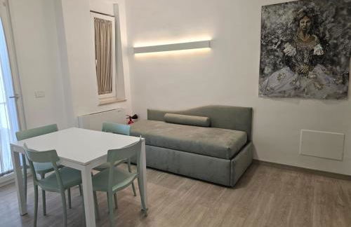 Libra Apartment - near Train Station & Wi-Fi - Foto 14