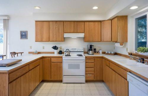 Family Fun, Private, Close to Trails, Beaches - Foto 2