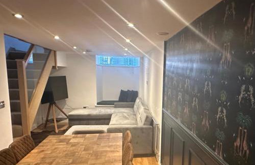 Luxury Retro 4 Bed Town House in heart of Alnwick - Foto 6