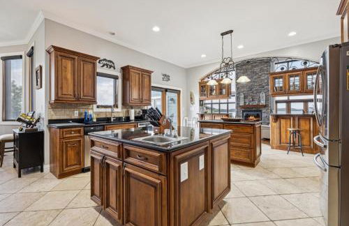 The Overlook on Douglas Lake -Waterfront Luxury - Photo 13