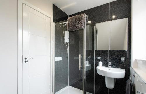 4 Private bedroom house with 3 parking spaces free - Foto 60