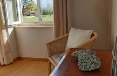 Séjour élégance et bien-être au CHATEAU de GRANDMONT - piscine et parc arboré au coeur du vignoble du Beaujolais - Foto 9