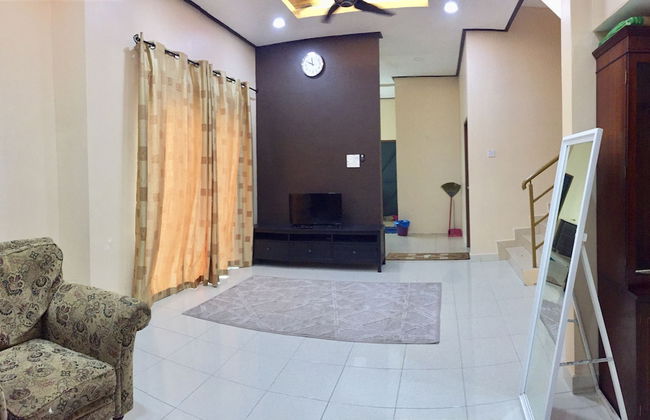 Lily Homestay Kangar - Foto 9