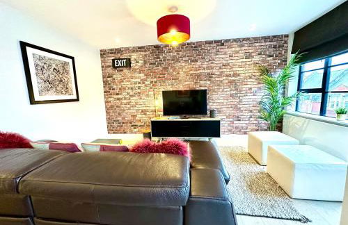 Beautiful New 2 Bedroom Apartment - Next to the Beach - Great Location - FREE Parking - Fast WiFi - Smart TV - sleeps up to 4! Close to Purbeck, Corfe Castle, Sandbanks, Poole & Bournemouth - Foto 14