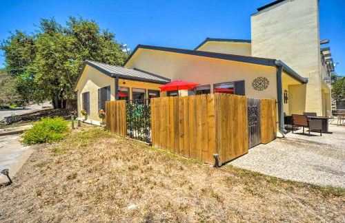 Kerrville Retreat on Hole 18 of Riverhill! - Foto 24