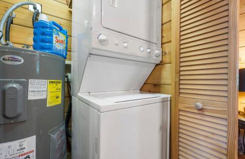 Moose Lodge w/HotTub - Foto 32