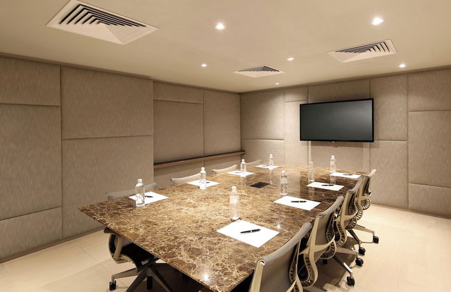 Pan Pacific Serviced Suites Beach Road, Singapore - Photo 27