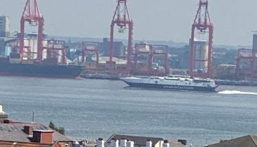 Superior, spacious apartment in New Brighton, near Liverpool - Foto 1