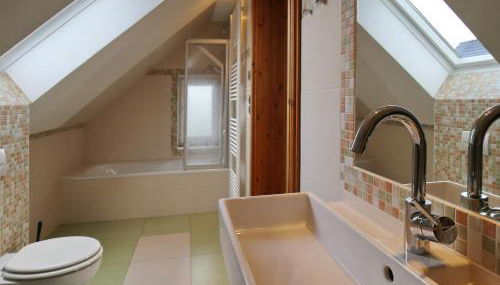 Ferienwohnung im Vogelhaus mit Dachterasse und großem Garten - Foto 3