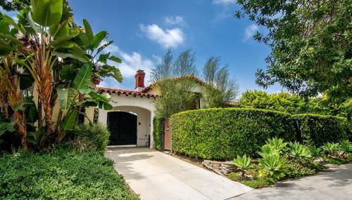 Beautiful Large 3 Bedroom 2 Bath Plus Pool and Jacuzzi - Foto 2