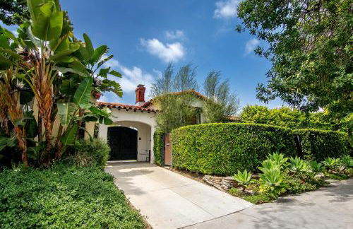 Beautiful Large 3 Bedroom 2 Bath Plus Pool and Jacuzzi - Foto 2