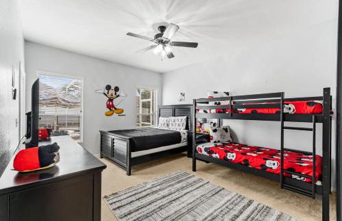 12 Min to Disney Heated Pool Family-Friendly BBQ Game Room & Sleeps 16 Guests - Foto 10