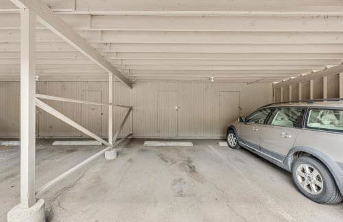 2 Mi to CU Boulder Mtn-View Condo with Pool Access - Photo 21