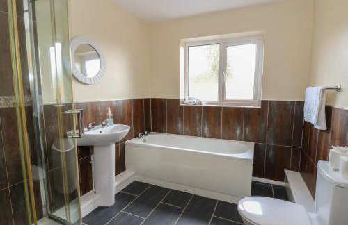 Glanyrafon Bungalow - Foto 24