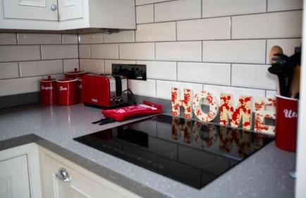 Comfortable 1-Bedroom Stay in Holt with Reliable Wi-Fi - Foto 18