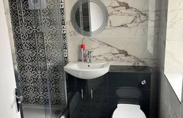 4 Bedroom House, Central City Location - Photo 6