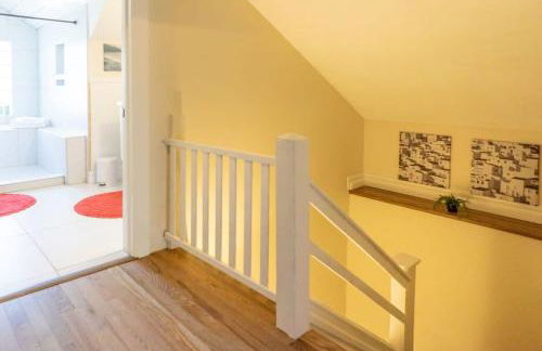 8BR at Tower Grove Park Sleeps 22 ABODEbucks - Photo 40