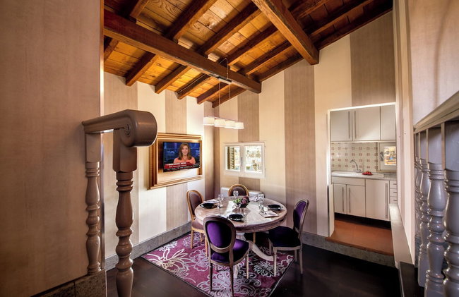The Inn at the Spanish Steps - Photo 74