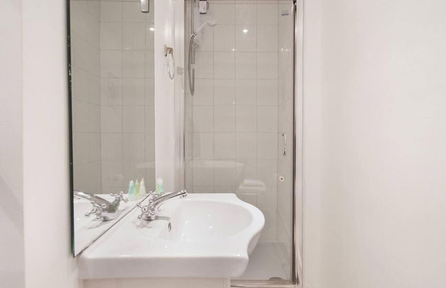 Livestay - Hidden Covent Garden Gem - Photo 17