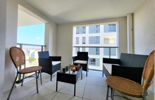 Le Lucie - Bain de lumière au pied du métro - Foto 2