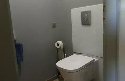 Logement lumineux, entièrement rénové avec jardin - Foto 12